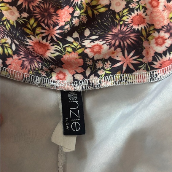 Free People Onzie Daisy High Rise Leggings S/M GUC - Picture 3 of 7